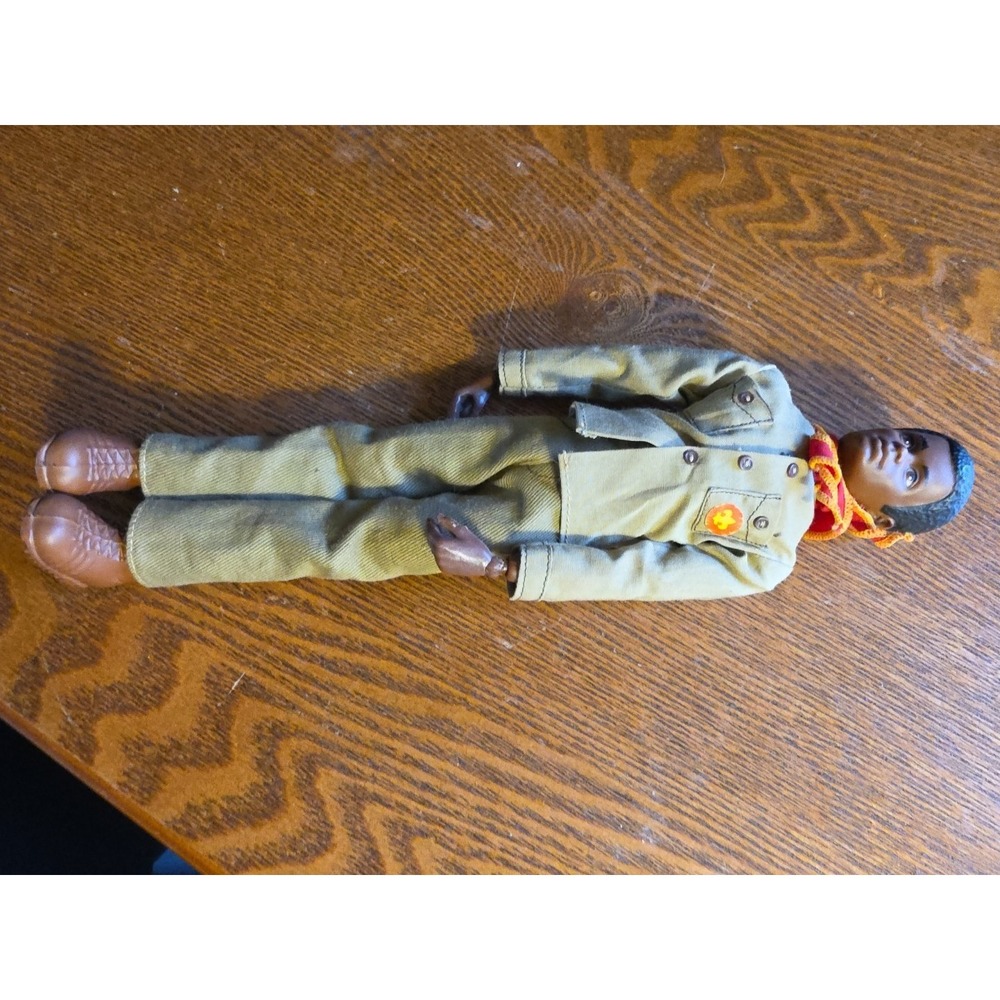 VINTAGE KENNER BOB SCOUT BLACK AFRICAN AMERICAN ACTION FIGURE DOLL 1974